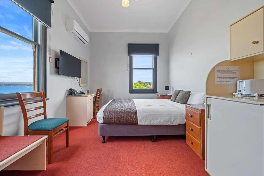 Comfort Inn The Pier Джорджтаун Номер фото